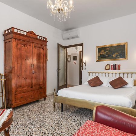 Suite Angolo Alla Stazione - Appartamento Con Terrazzo Panoramico Pavía Exterior foto