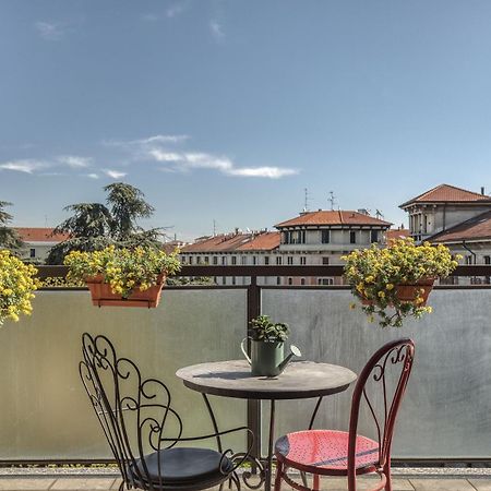 Suite Angolo Alla Stazione - Appartamento Con Terrazzo Panoramico Pavía Exterior foto