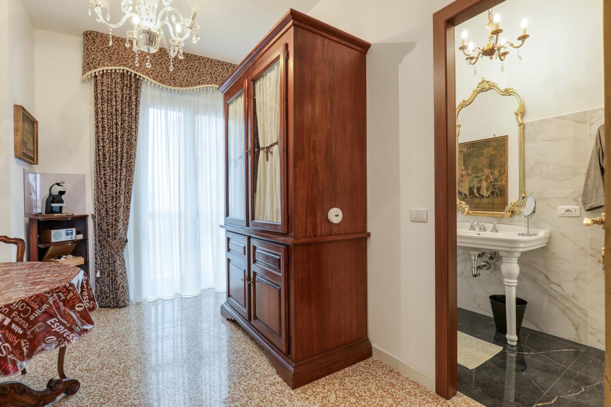 Suite Angolo Alla Stazione - Appartamento Con Terrazzo Panoramico Pavía Exterior foto
