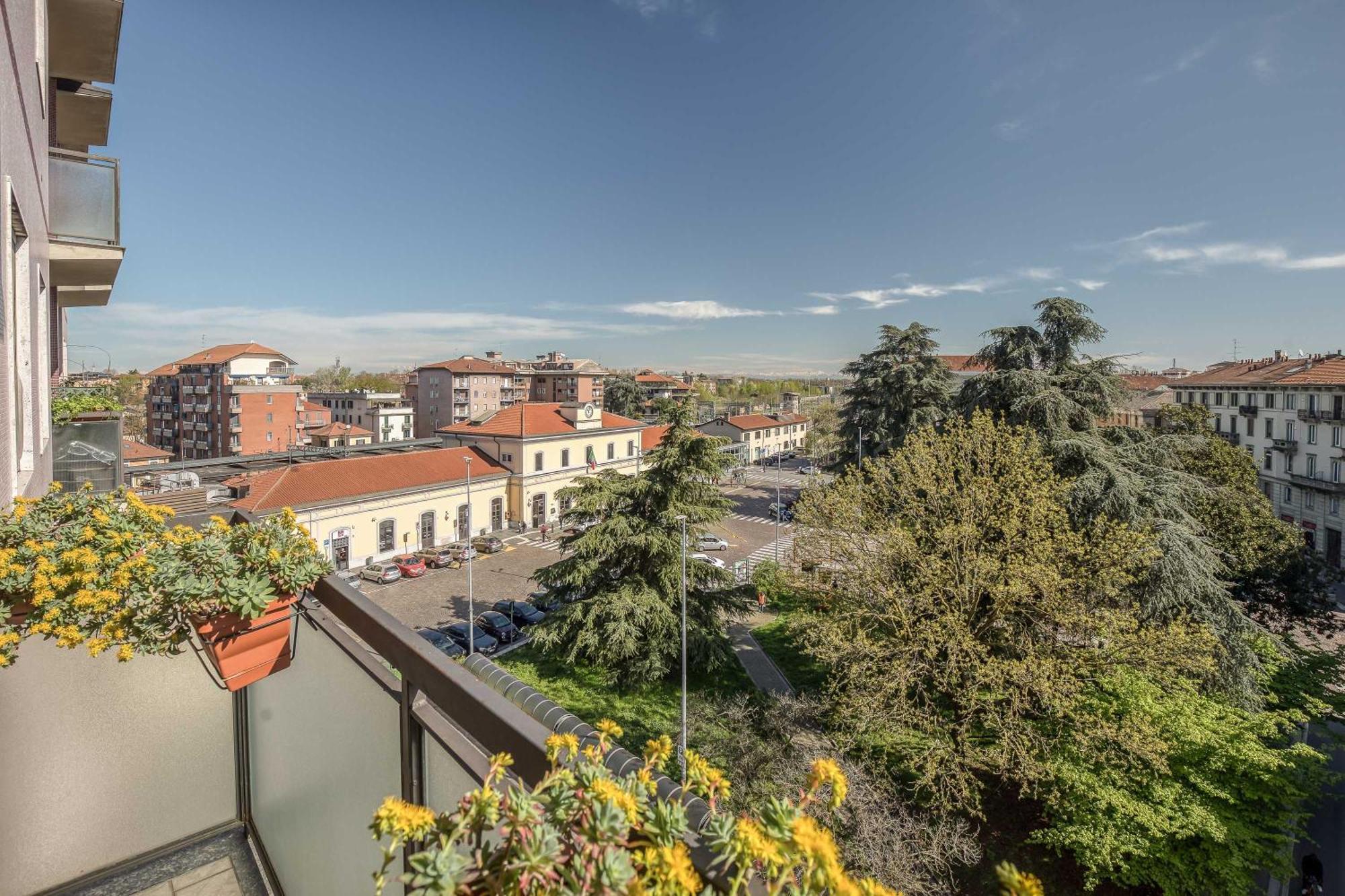 Suite Angolo Alla Stazione - Appartamento Con Terrazzo Panoramico Pavía Exterior foto